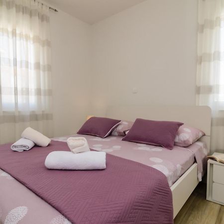 Privat Room Luka Zadar Exteriör bild
